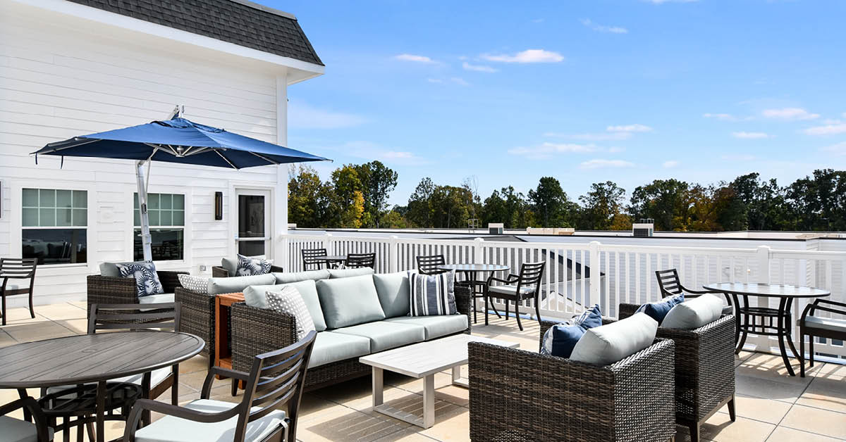 outdoor sitting area at Highpoint at Fort Mill 5